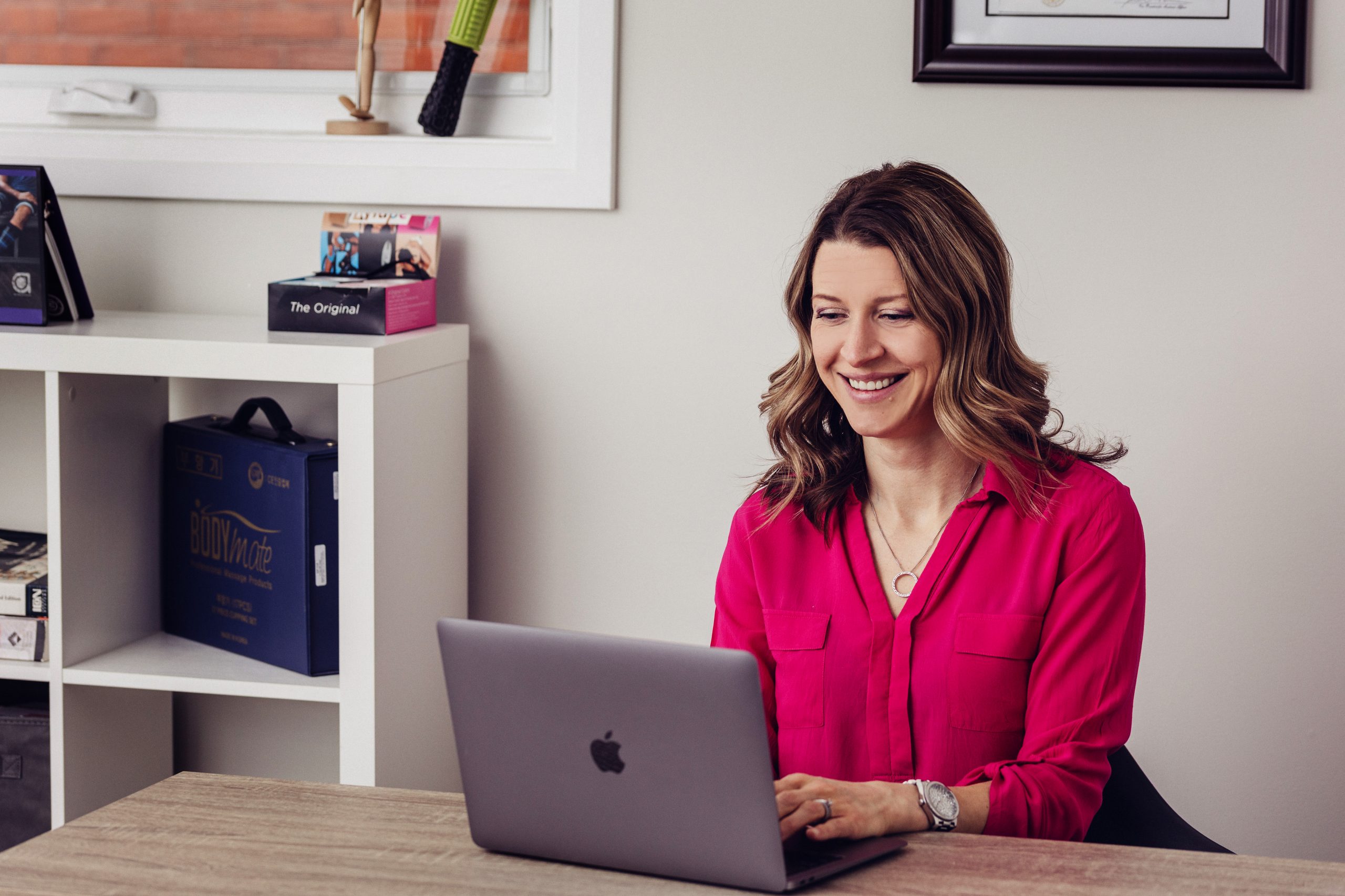 Physiotherapist providing a virtual physiotherapy appointment by video